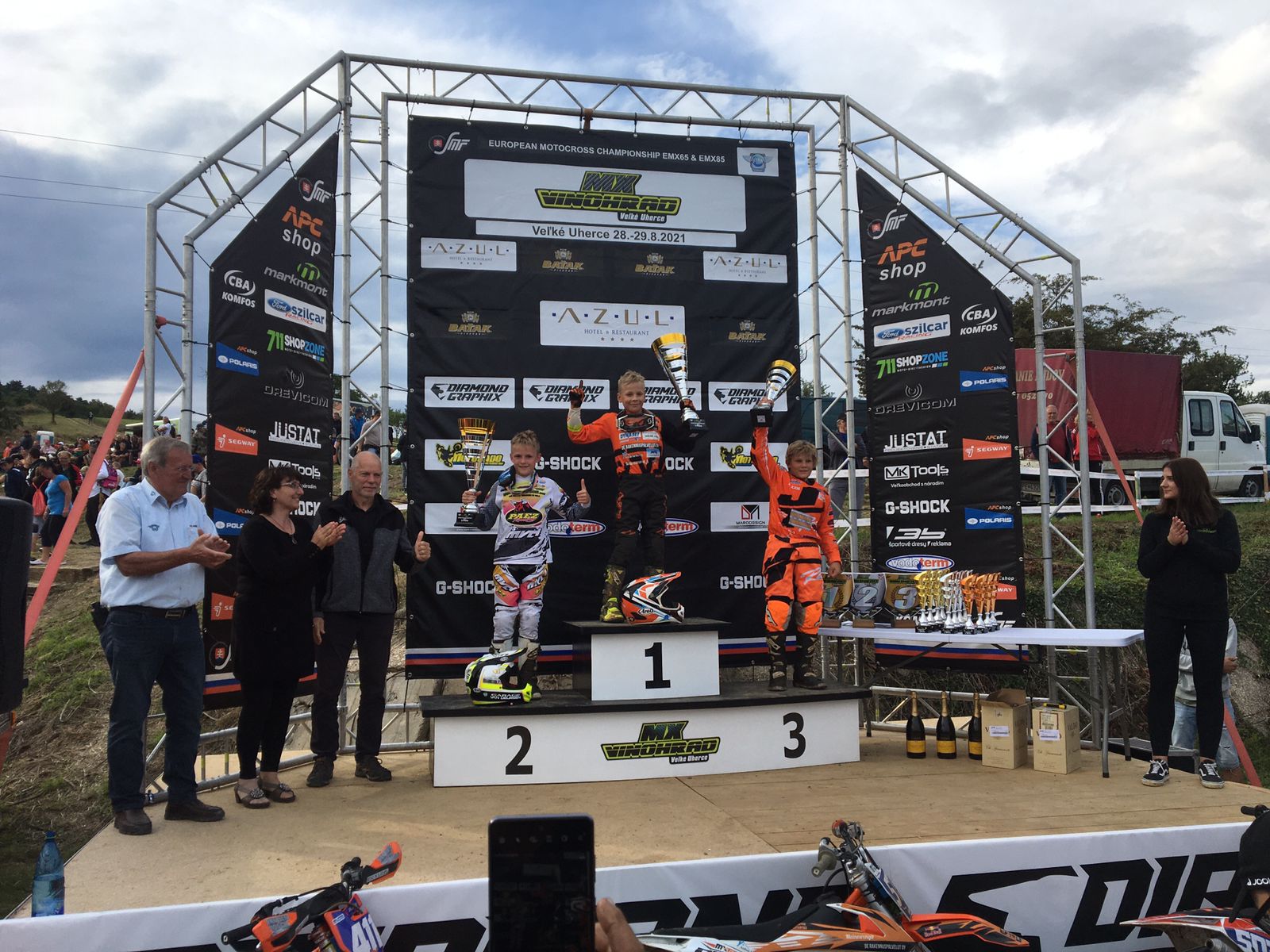 Dex Van Den Broek Blijft Leider In Het Europees Kampioenschap 65cc 